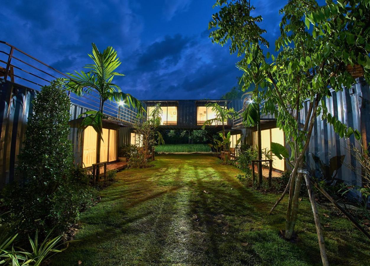 Hiddenbox Hotel Nakhon Nayok Exterior photo